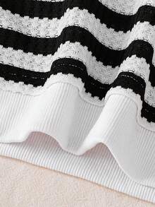 2pcs/Set Girls Young Kids Autumn/Winter Black & White Striped Heart Embroidery Polo Collar Long Sleeve Cropped Top & Striped Pants