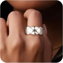 Women Pendant Necklaces