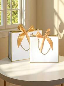 12 件/24 件礼品袋，中号，带手柄和蝴蝶结丝带，非常适合生日、婚礼、情人节、圣诞节、新年和特殊场合（金色和白色） - 白金 - 查看 10