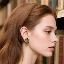 1PC Copper Heart Swirl Ear Gauges Snake Ear Tunnel Plugs Apiral Expanders Shell Earrings Plugs Piercing Body Jewelry