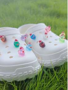 12 PIEZAS Decoración navideña para zapatos, decoración de zapatos que brillan en la oscuridad, encantos de pato para zapatos, encantos de decoración navideña para sandalias y zapatillas, decoración de zapatos linda para zapatos de mujer, regalo especial de Navidad para familias y amigos, idea de regalo en la moda de zapatos - Multicolor - Ver 8