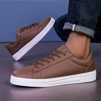 Men's Outdoor Training Shoes, Casual Shoes, Warm Waterproof Shoes, Black Thick-Soled Work Sports Shoes, Non-Slip Wear-Resistant Thermal Lined Women Sports Shoes