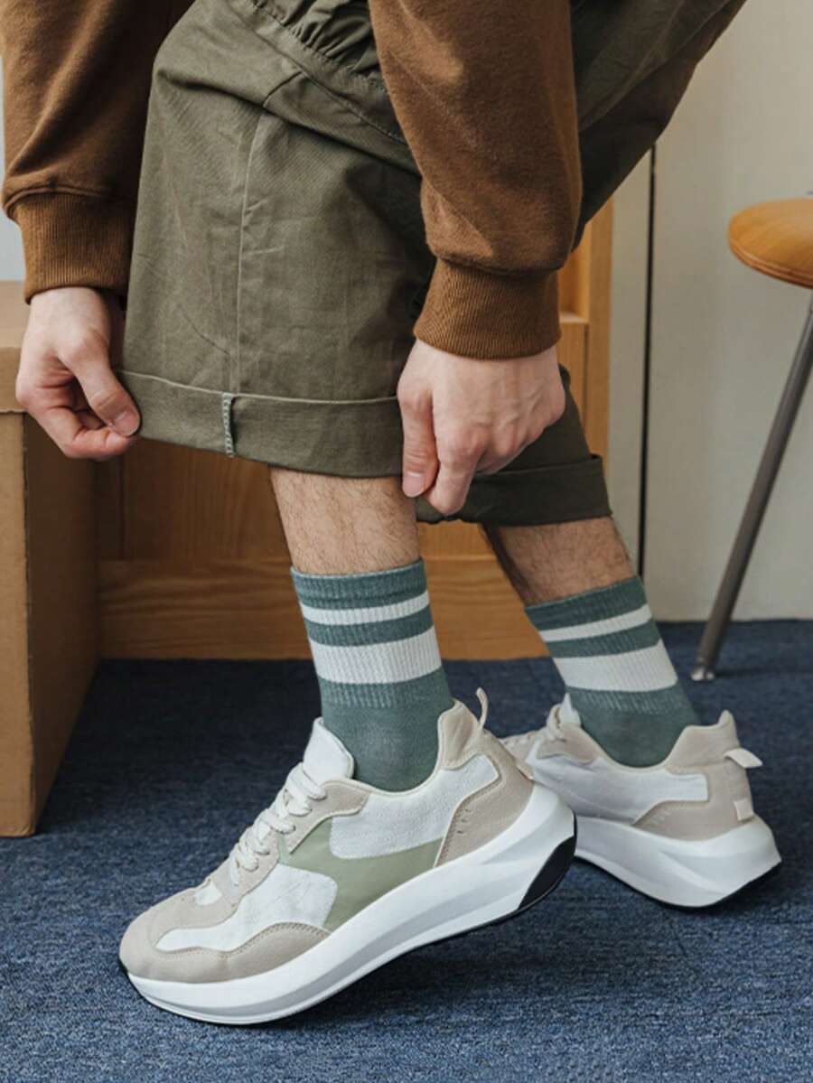 3 Pairs Men's Socks, Wrinkle-Resistant, Striped Mid-Calf Socks, Comfortable, Breathable, Odor-Resistant, Versatile & Stylish. Randomly Shipped.