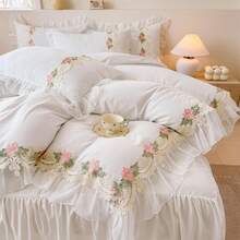 Chic Flowers Lace Bedding Set,3 Piece French Princess Style Comforter Duvet Cover Set(1 Queen Duvet Cover 90x90 Inch, 2 Pillowcases) Aesthetic Bedding For Romantic French Wedding,24328432 - Pure White - 查看 2