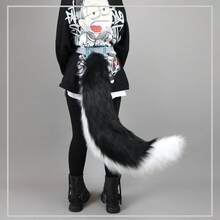 Halloween Simulation Lifelike Cosplay Costumes And Props, White, Black And Gray Simulation Animal Tail Accessories Wolf Tail, Suitable For Comic Exhibition Parties, Halloween Parties, Christmas Dress-Up - 黑與白 - 查看 2