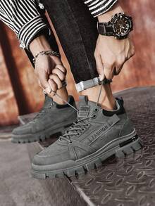 四季新款秋冬男鞋，舒适运动鞋，休闲一脚蹬鞋，百搭时尚运动鞋，旅行鞋，系带户外鞋。此款鞋码偏小，建议选购大一码。 - 灰色 - 查看 15