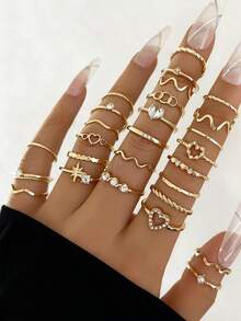 28pcs Minimalist Rhinestone Heart & Wave Rings, Gold Geometric Knuckle Rings Set [Size Noted, Closed Rings, Please Do Not Force Open]