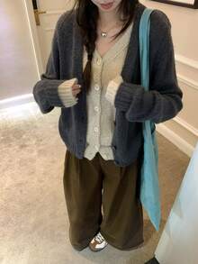 V 领毛衣外套，独特柔软设计女式套头针织上衣 - 灰色 - 查看 4