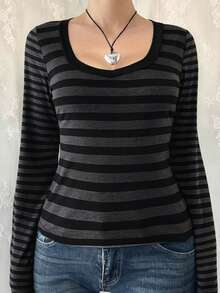 GAOVOT Women's T-Shirt For Autumn And Winter Y2k Sexy Young Hot Striped Color-Blocking Round-Neck Long-Sleeved Top