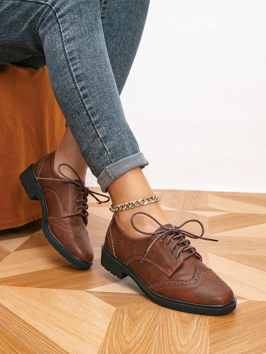 Women's British Style Carved Lace-Up Oxford Flats,Loafers