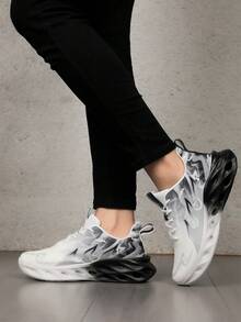 Zapatillas deportivas casuales para exteriores con suela asimétrica pintada a mano, con patrón de camuflaje, transpirables y cómodas, adecuadas para adolescentes, estudiantes, todo el año