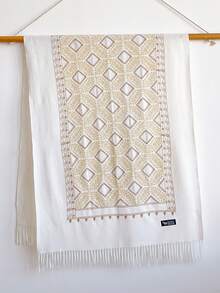 1 件女士秋冬仿羊绒刺绣围巾，厚实保暖流苏刺绣波西米亚风格旅行披肩斗篷