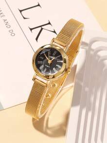 1pc Fashion Creative Versatile Petite Personalized Women's Quartz Watch, Round Minimalist Dial, Alloy Strap, Suitable For Sisters, Couples, Daily Wear And Holiday Gifts - Gold - View 21