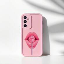1 pieza Funda de teléfono con diseño de labios de piruleta, marco de lente mate rosa con diseño escalonado de cobertura completa y anti-caída, carcasa suave compatible con Samsung/Galaxy/OPPO/VIVO/Honor/Realme