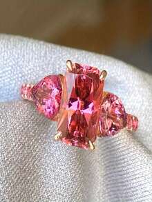 خاتم وعد أنيق ومصقول للنساء من النحاس - مربع زركونيا مكعب وردي لامع - مثالي للخطوبة أو الزفاف أو هدية عيد الحب