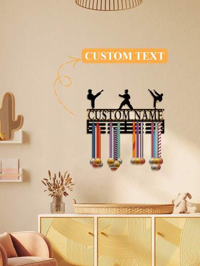 1 pezzo Supporto personalizzato per medaglie di arti marziali - Portamedaglie personalizzabile per Taekwondo, Karate, opera d'arte in metallo durevole da parete, facile da installare - Idea regalo perfetta per San Valentino, anniversario - Decorazione domestica ideale per atleti e appassionati di sport