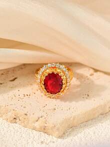 Anel feminino vintage elegante, banhado a ouro 18K, com cristais ovais transparentes em tons de vermelho, preto, esmeralda e turquesa, cravejado com zircônias brancas brilhantes. Design vazado com laço. Ajustável. Perfeito para presentear alguém especial em noivados, casamentos, aniversários, festas, banquetes, no dia a dia, como um acessório elegante e delicado. Uma joia luxuosa e sofisticada para mulheres, versátil para uso diário e uma ideia de presente requintada.