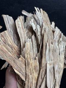 10克正宗天然沉香木片，香气怡人，舒缓身心，有助于睡眠和放松，香味持久，净化空气，是茶道、聚会、瑜伽和冥想的理想之选。 - 優質沉香錠(持久薰香) - 查看 7