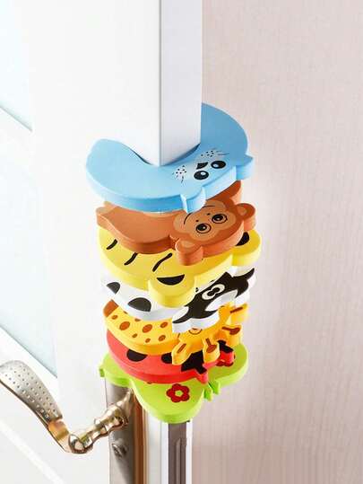 1pc Soft Foam Door Stopper, Finger Pinch Guard, Safety Door Buddy, Cartoon Door Finger Protector, Random Color Pattern, Shower Bathroom Home Decor Gift, Christmas