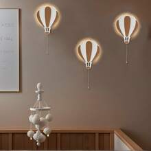 1pc Children's Bedroom Wall Lamp, Wooden Balloon Hanging Night Light, Battery Powered