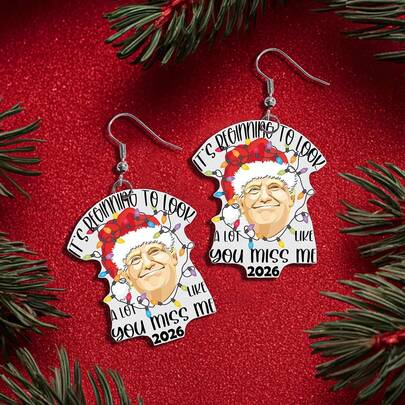 1 Pair Christmas Style Earrings, Cute Cartoon 2D Santa Hat Design, Suitable For Christmas Wear