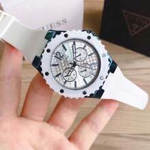 Guess Reloj de cuarzo para mujer, movimiento de cuarzo, caja de acero inoxidable, correa de silicona, reloj de manecillas, adecuado para uso diario, deportes y otras ocasiones W0149L6