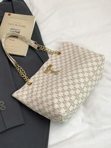 2024 New Fashion Large Capacity Handbag For Women, Vintage Chain Shoulder Tote Bag With Printed Pattern, Suitable For Commuting - White - View 3