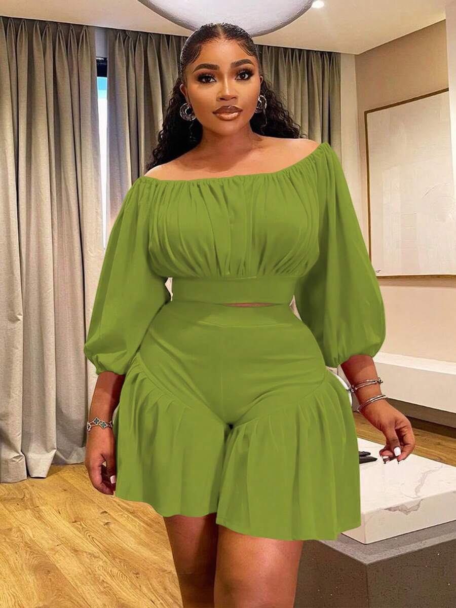 Plus Size Women's Ruffled One-Shoulder Puff Sleeve Top & Shorts 2-Piece Set - Sweetheart Neckline Waist-Defining Casual Outfit Date, Vacation & Party,Plus Size Fall Clothes Women,Plus Size Women Clothes,Seven Colors Are Available Selection.Please Check Size Chart Before Purchasing. - 綠色 - 查看 1