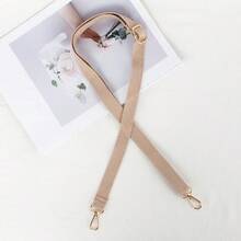 简约可调节纯色棉质肩带，适合日常佩戴