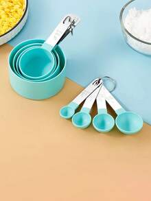 4pcs Stainless Steel Baking Utensils Set - Measuring Spoons, Cups With Scales, Plastic Measuring Scoops, Kitchen Tools - Green - View 5
