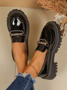 Women's Black Versatile Loafers, New Spring/Autumn Design With Shiny Soft PU, Chain & Button Decor, Round Toe, Flat, Suitable For Work & Commute, British Style