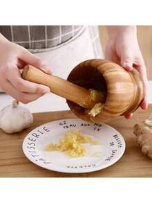1/2 Set Bamboo Garlic Crusher & Grinder - Manual Handheld Garlic Crusher, Portable Hand Tool For Crushing Garlic, Ginger, And Spices - High-Quality Bamboo Fresh Herb And Ingredient Crusher, Spice Grinder | Natural Wood Design | Wooden Grinder, Garlic Crusher - Bamboo Wood Color - View 7