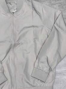 Minimalist Black Coat: A Versatile And Quality Option For Everyday Looks - Grey - View 2