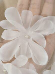 1pc Handmade Organza 3D Floral Bridal Shawl, Soft Nylon Chiffon, Suitable For Wedding Dress Photography Props, Women's Evening Gown Accessory, One-Piece Style, Heat-Resistant To Reduce Wrinkles