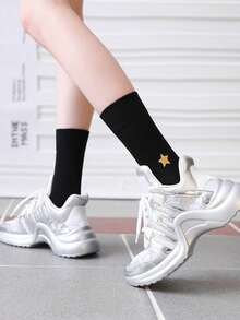 1 Pair Moon & Star Embroidered Socks, Women's Autumn/Winter College Style Sports Socks, Mid-Calf, Warm & Breathable