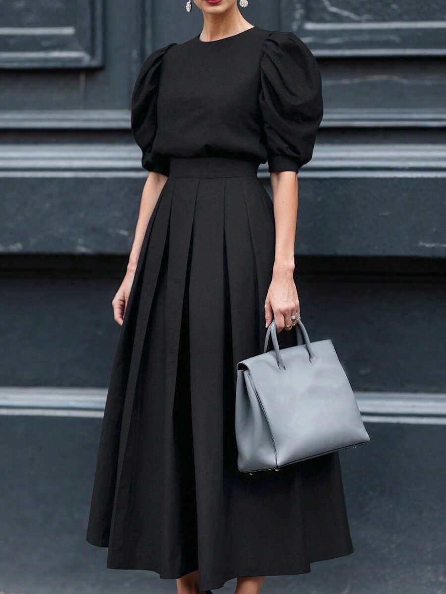 Women's Elegant Short Sleeve Top And Solid Color Skirt 2-Piece Set, Suitable For Elegant Daily Office, Airport Outfit In Summer Black - Black - View 1