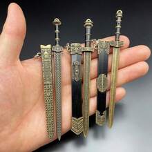 7-Piece Mini Metal Sword Set, Ancient-Inspired Toy Pendant Series, Military Theme, Durable Metal Structure, Ideal Gift For Game And Anime Enthusiasts, Aged 14 And Above (Including Sheath, No Display)