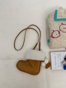 Personalized Customization Is Key. This Crossbody Bag Features A Shoe-Shaped Design, Is Soft And Cute, And Stylish. It Can Be Customized With Your Name And Is Available In Multiple Colors. You Can Also Print Your Name Or Holiday Greetings To Create A Truly Unique Bag.