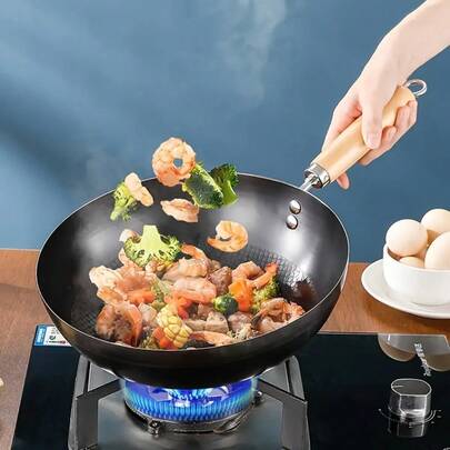 1 Non Stick Cast Iron Wok With Wooden Handle - Heat-Resistant, Multifunctional Wok, High-End Threaded Wok, Extreme Iron Wok, Mini Small Iron Wok, Camping Pot, Induction Cooker Gas Universal Pot, Wok, Flat Bottomed Non Stick Pan Suitable For All Stoves, Perfect For Stir Frying, Frying And Cooking Seafood, Meat And Vegetables, Wok | Ergonomic Handle | Durable Cookware