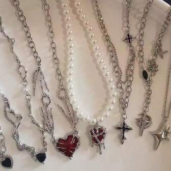 Gothic Vintage Y2K Red Glass Heart Star Cross Pendant Pearl Bead Necklace For Women Men Aesthetic 90s Grunge Accessories Jewelry