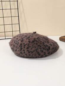 1 件女士双色豹纹人造毛皮贝雷帽，秋冬温暖复古风格，适合日常穿着、外出和摄影