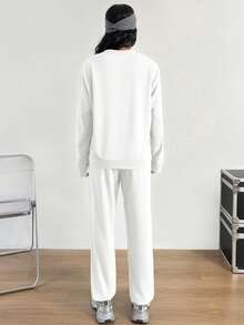 Dwuczęściowe stroje damskie - Biały - Zobacz 4