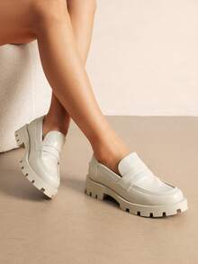 Women's Chunky Loafers 1.5-Inch Lug Sole Slip On Platform Penny Loafers For Women Dressy Work Business Casual Versatile Loafers Shoes - 米色 - 查看 2