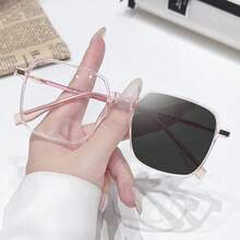 1PC Natural-Looking Large-Frame Photochromic Women's Fashion Glasses, Suitable For Wearing During Travel And Vacation, Outdoor Activities, And Sun Protection.(Have Nose Pads.)