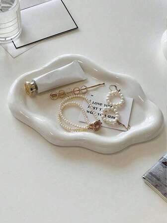 云形树脂托盘，北欧风格珠宝收纳托盘，珠宝收藏装饰托盘，珠宝展示托盘，女士礼物，家居装饰卧室装饰