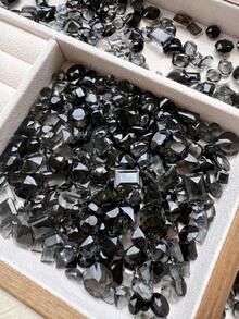 指甲饰品 美甲用品 深色美甲 黑色美甲宝石 透明水钻，透明指甲钻 指甲 DIY 美甲 黑白指甲 30/50/100 件 指甲尖底部钻石 多色混合包装 - 黑色 - 查看 25