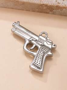 1pc Vintage Punk Style Silver-Tone Mini Pistol Pendant, Suitable For Necklace, Keychain, Backpack Decoration, DIY Jewelry Making, Independence Day, Western Cowboy, Halloween Accessory