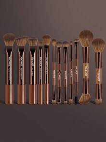 MAANGE 2/3/5/7/11/12pcs Skin-Friendly Super Soft Professional Travel Makeup Brush Set, Includes Face Brush, Powder Brush, Foundation Brush, Concealer Brush, Contour Brush, Nose Brush, Highlighter Brush, Detail Brush, Made Of High-Quality Synthetic Hair, Comfortable And Versatile For Home Or Travel Use
