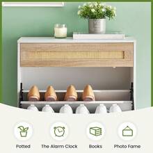 Versteckter Rattan-Schuhschrank mit 2 Klapptüren und 1 Schublade – schmaler Schuhschrank für den Eingangsbereich, freistehender Organizer mit verstellbarem Regal für Flur, Wohnzimmer, Eingangsbereich | stilvolles, platzsparendes Design