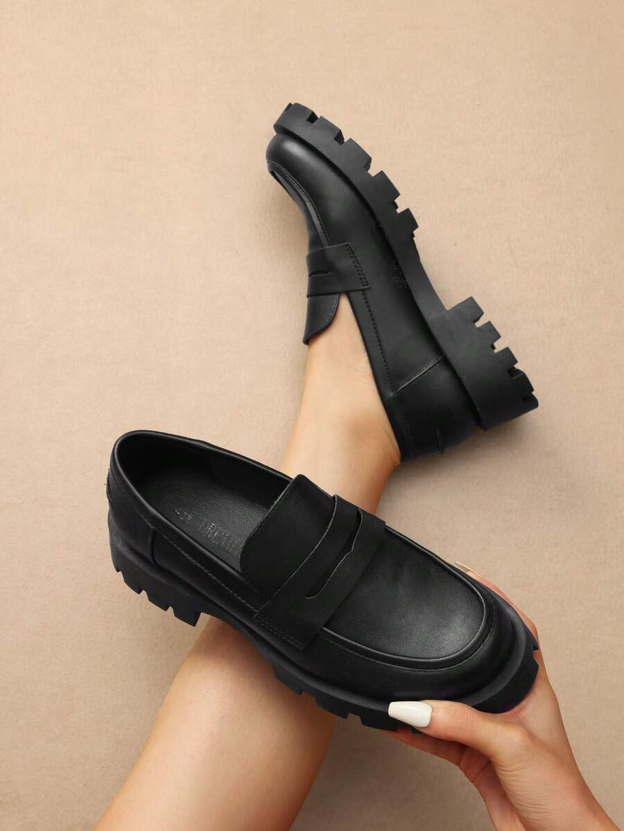 Women's Chunky Loafers 1.5-Inch Lug Sole Slip On Platform Penny Loafers For Women Dressy Work Business Casual Versatile Loafers Shoes - màu đen - Xem 1